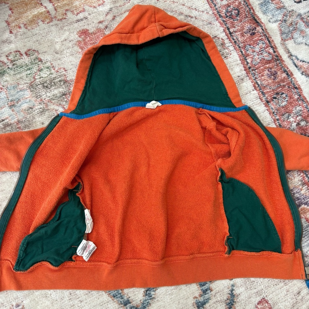 Mini Boden Boys Girls Star Skull Crossbone Orange Zip Up Hoodie‎ 2-3y - Picture 7 of 7
